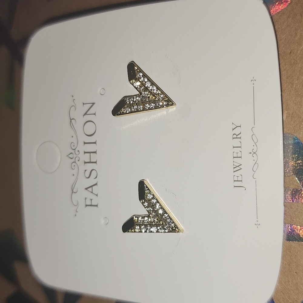 Fashion v shape earrings  gold color